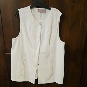 Chico's Ivory Sleeveless Jacket